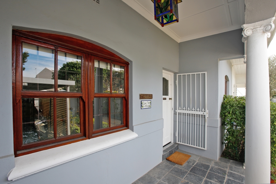 2 Bedroom Property for Sale in Harfield Village Western Cape